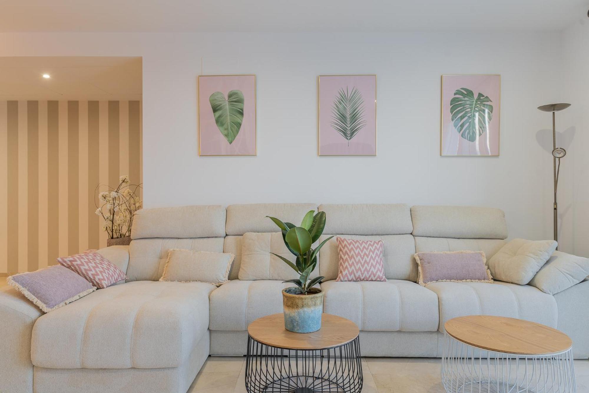 Apartment Elegante Con Vistas Al Mar. 6 Pax