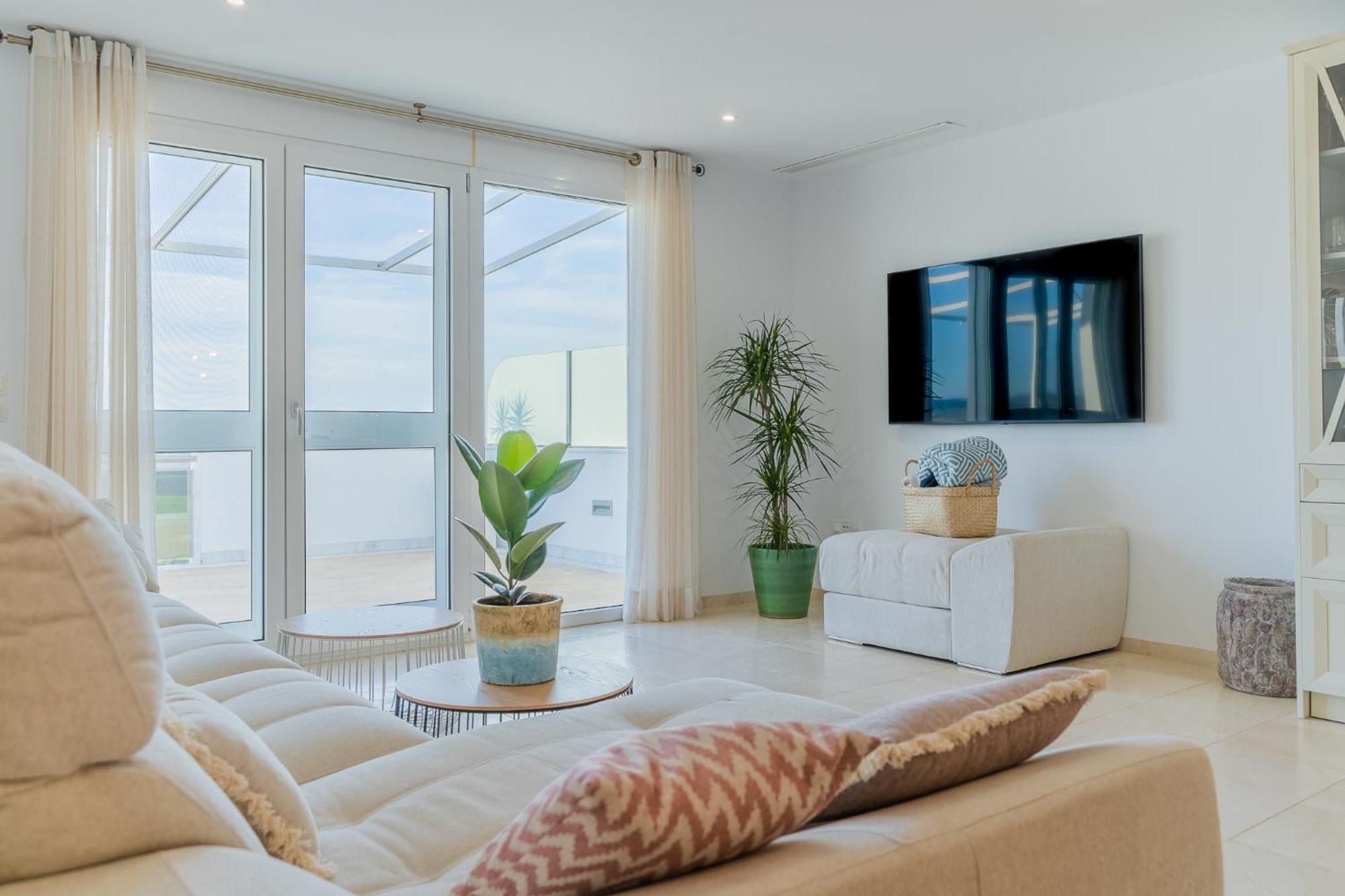 Elegante Con Vistas Al Mar. 6 Pax *